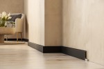 Czarna listwa przypodłogowa PCV Durofit 6 cm PF060B