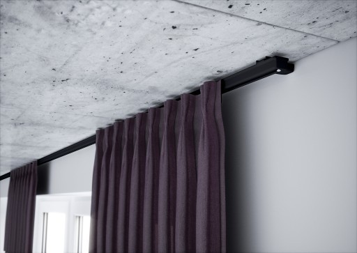 Czarna szyna aluminiowa do firan 250 cm